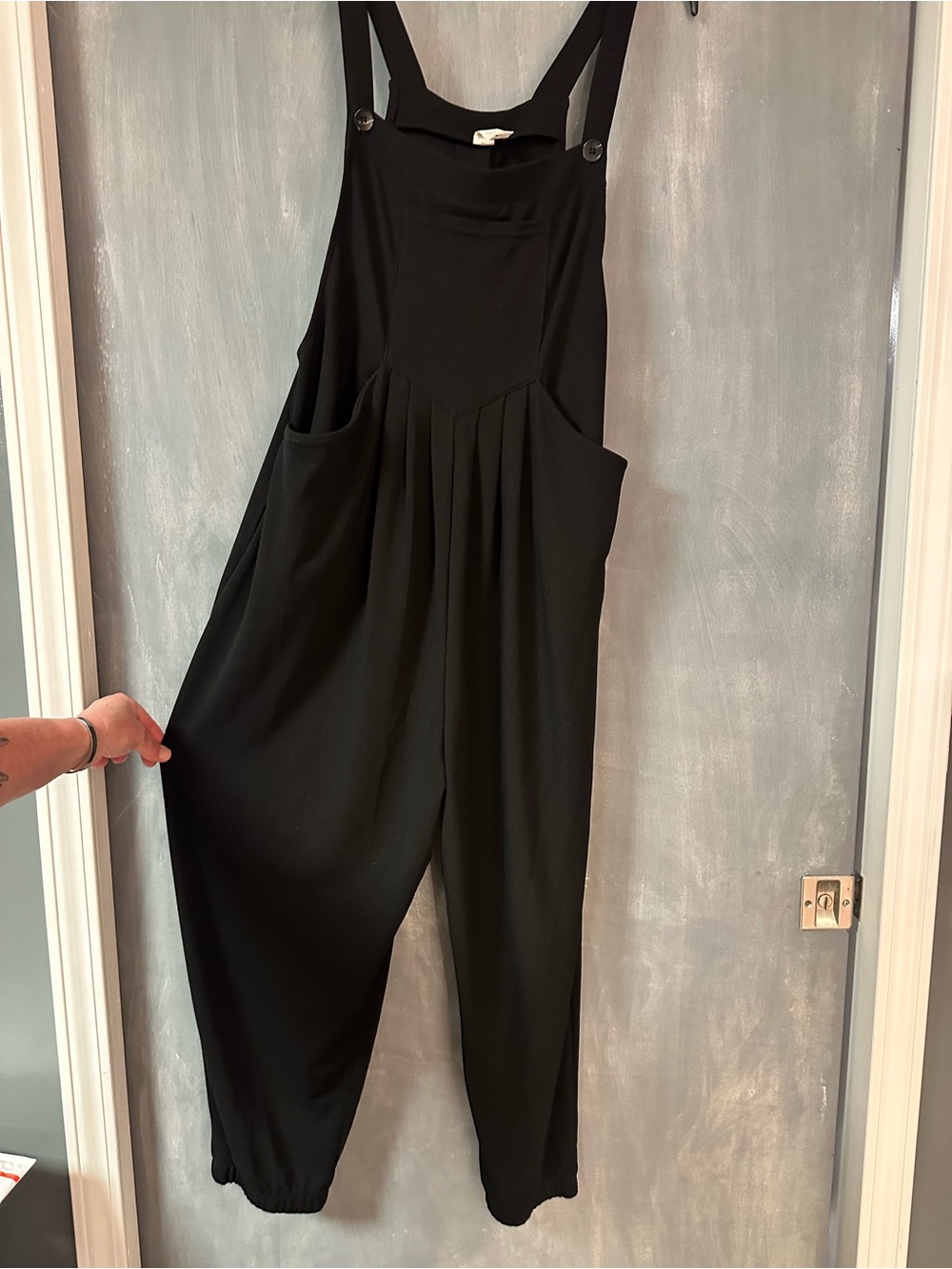 HALARA Black Relaxed Overalls Jumpsuit with Pockets